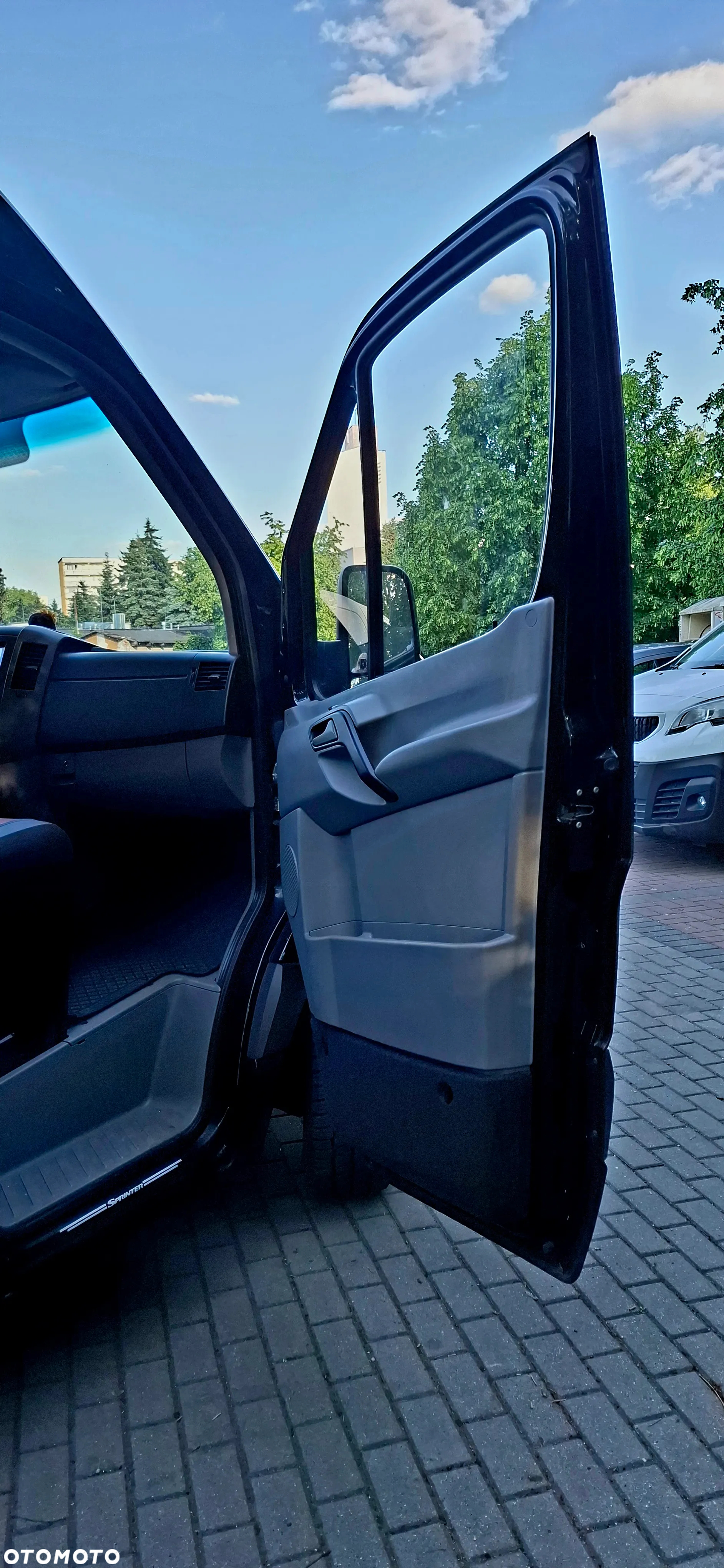Mercedes-Benz Sprinter - 5