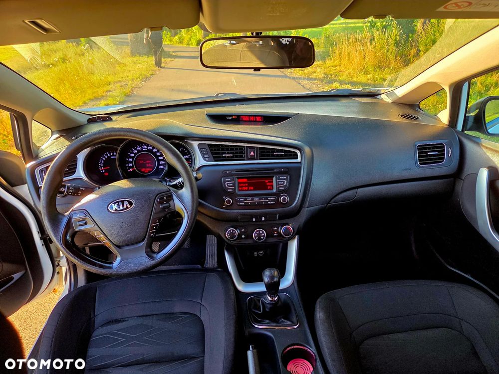 Kia Ceed 1.4 M - 10