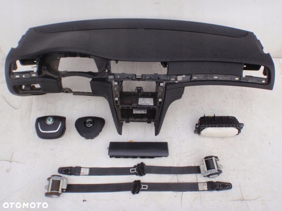 SKODA SUPERB II 2 DESKA KONSOLA AIRBAG AIR PAS 3T0 - 3