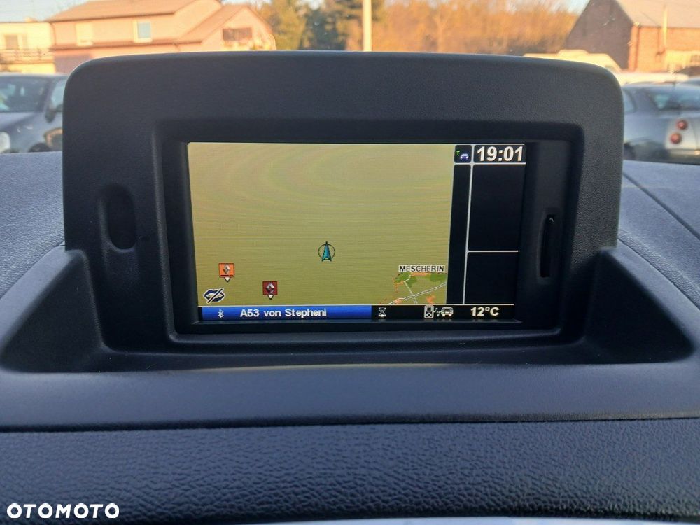 Renault Clio 1.2 16V Life - 22