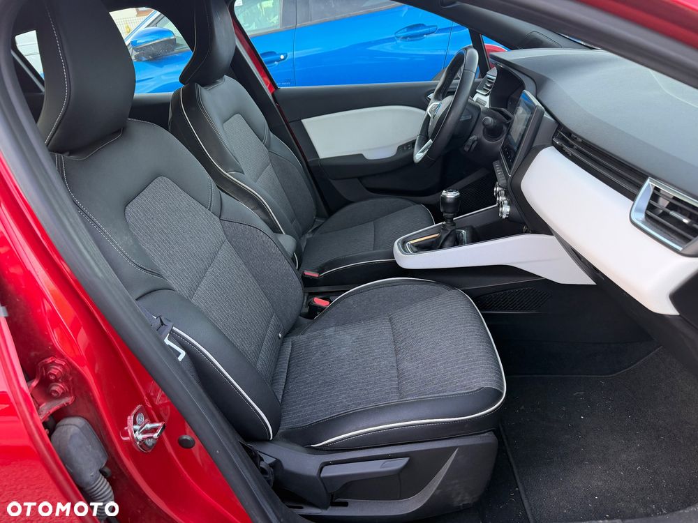 Renault Clio TCe 90 EVOLUTION - 21