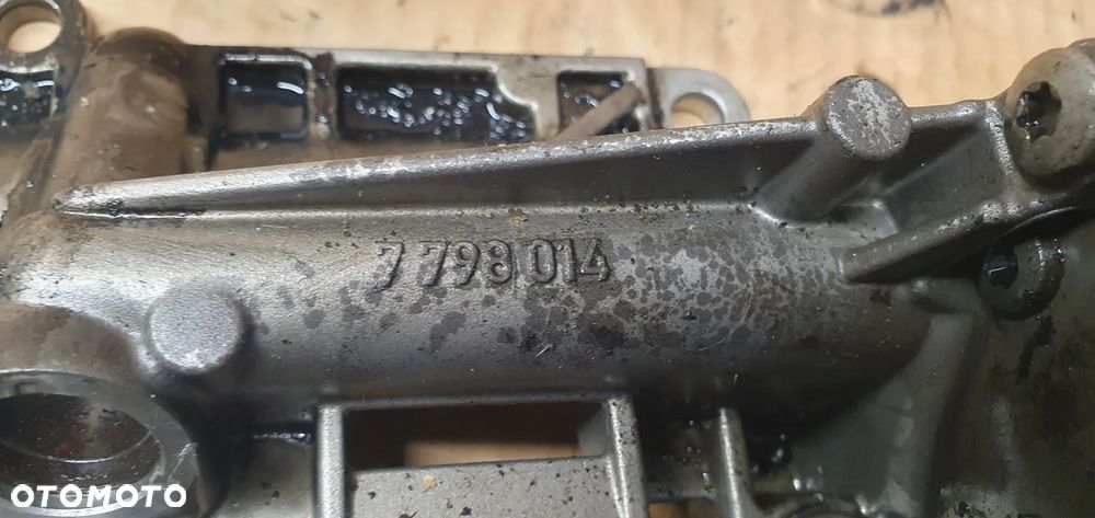 Pompa oleju olejowa smok BMW 1 E87 Lift 2.0D 770746 - 9