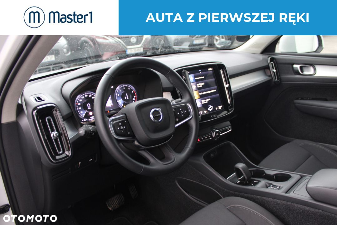 Volvo XC 40 T3 Momentum Pro - 12