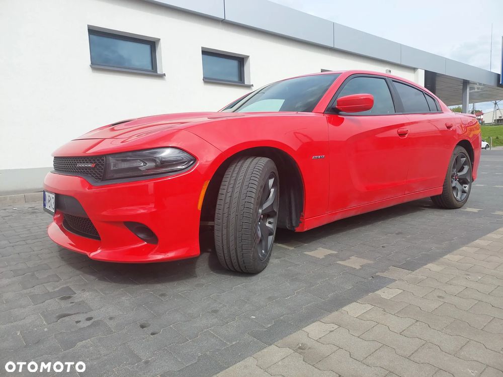 Dodge Charger 5.7 R/T - 1