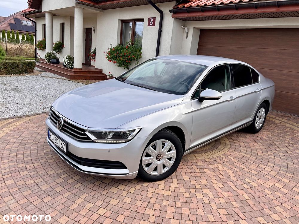 Volkswagen Passat - 23