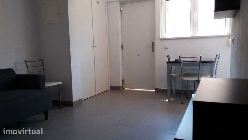 arrenda-se apartamento T1 mobilado no bairro Norton de Matos