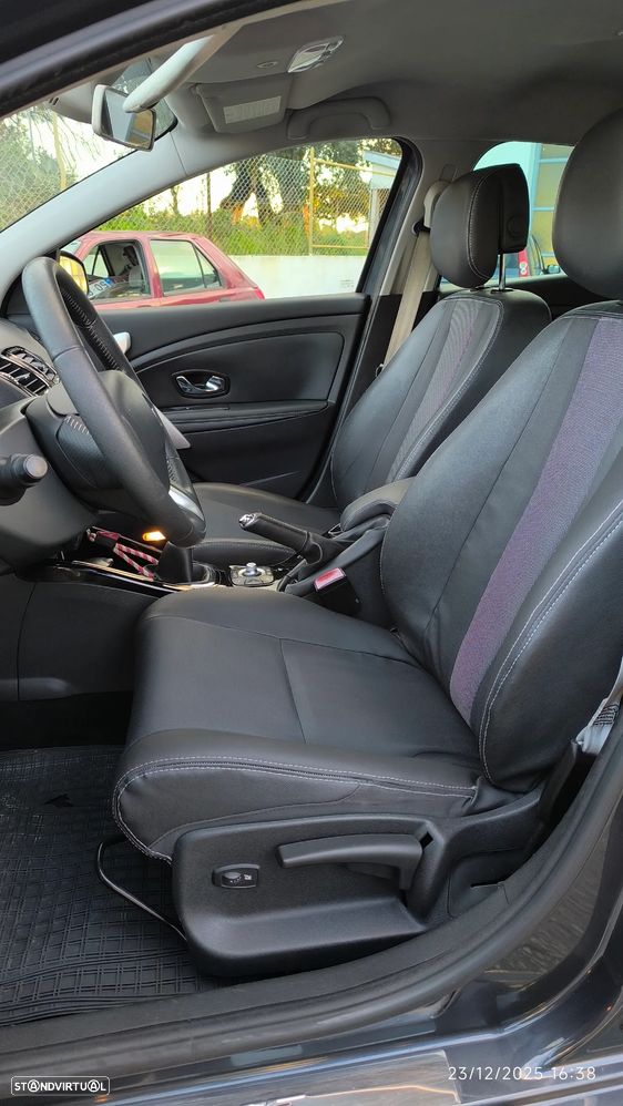 Renault Mégane ENERGY dCi 110 Start & Stop Bose Edition - 15