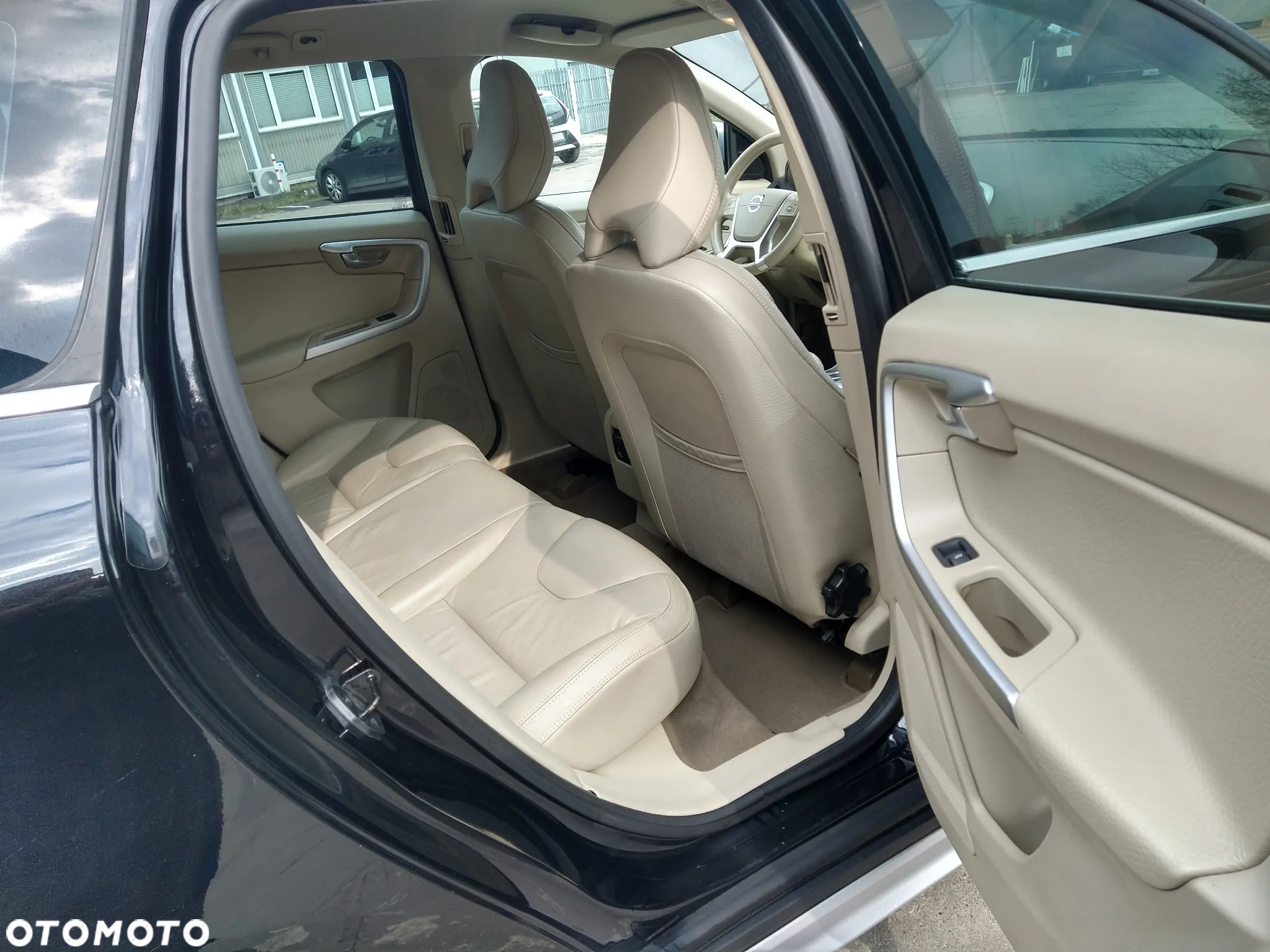 Volvo XC 60 - 22