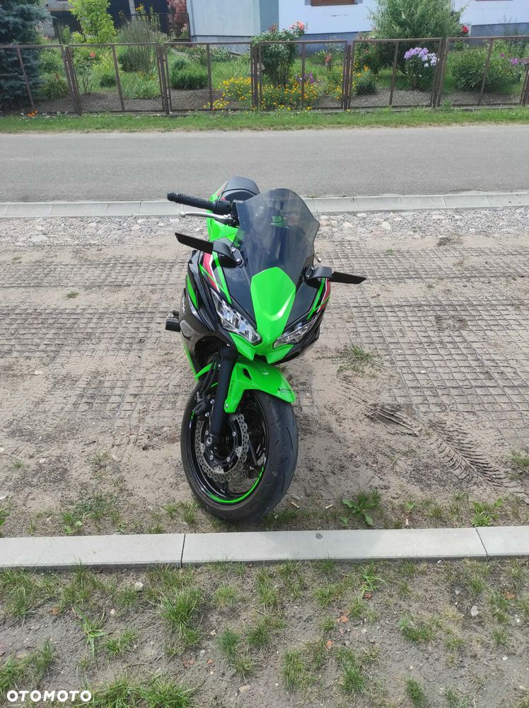 Kawasaki Ninja - 4