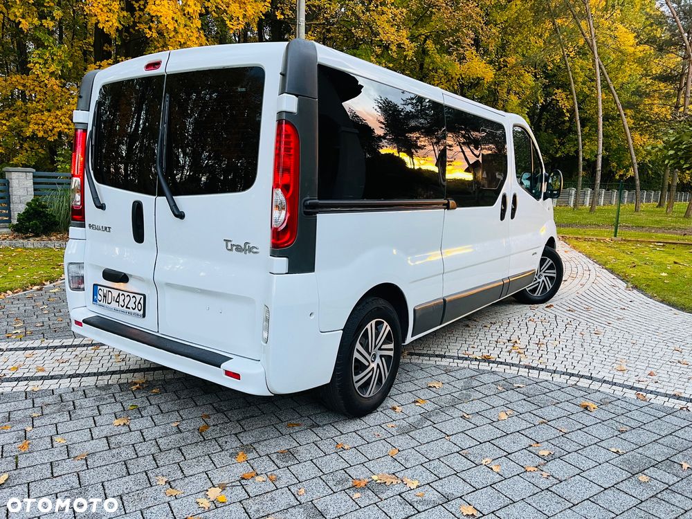 Renault Trafic Passenger FAP L2H1 Expression - 5