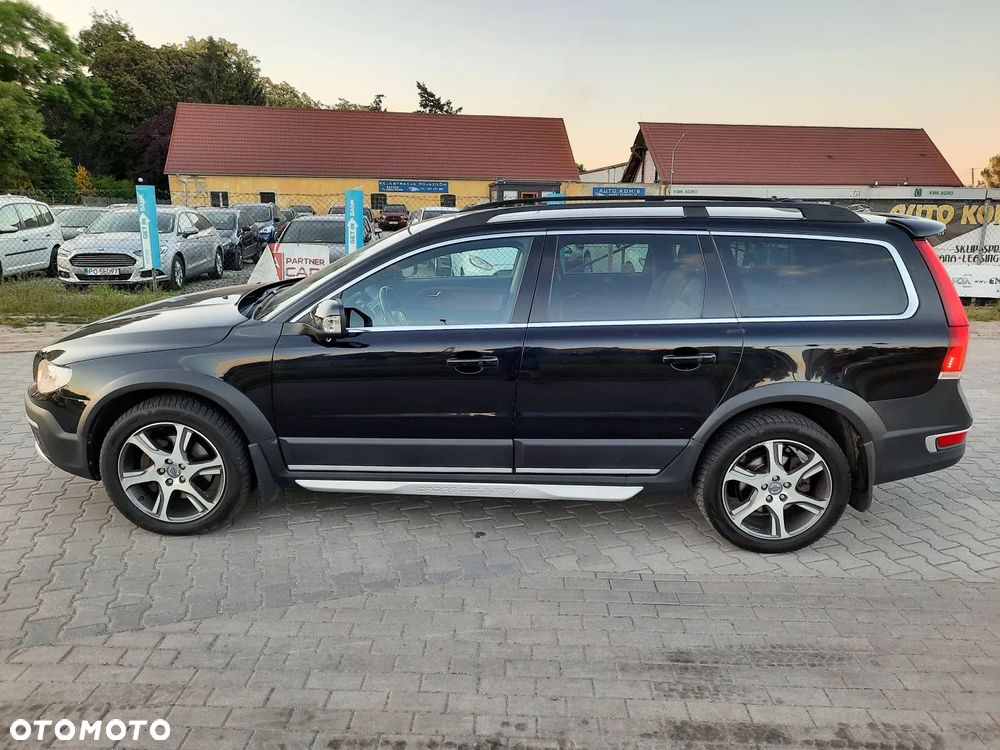 Volvo XC 70 D5 AWD Geartronic Summum - 9