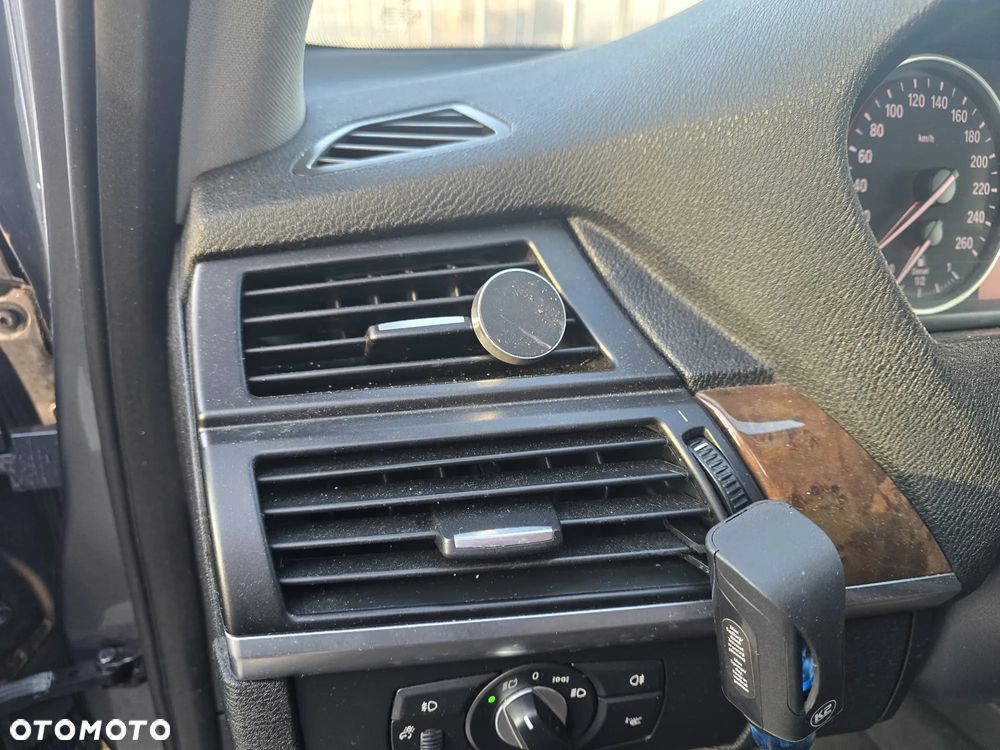 BMW X5 xDrive30d - 10