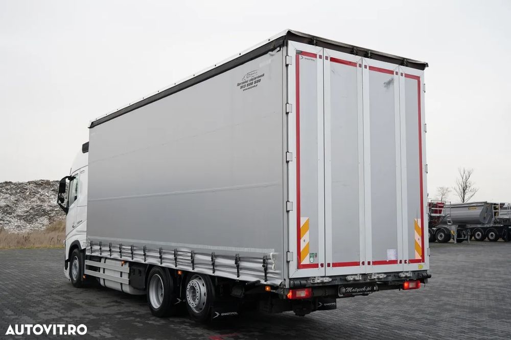Volvo FH 500 / SOLOWKA / 6X2 / MEGA / PUNTE RIDICATĂ / TV - 4