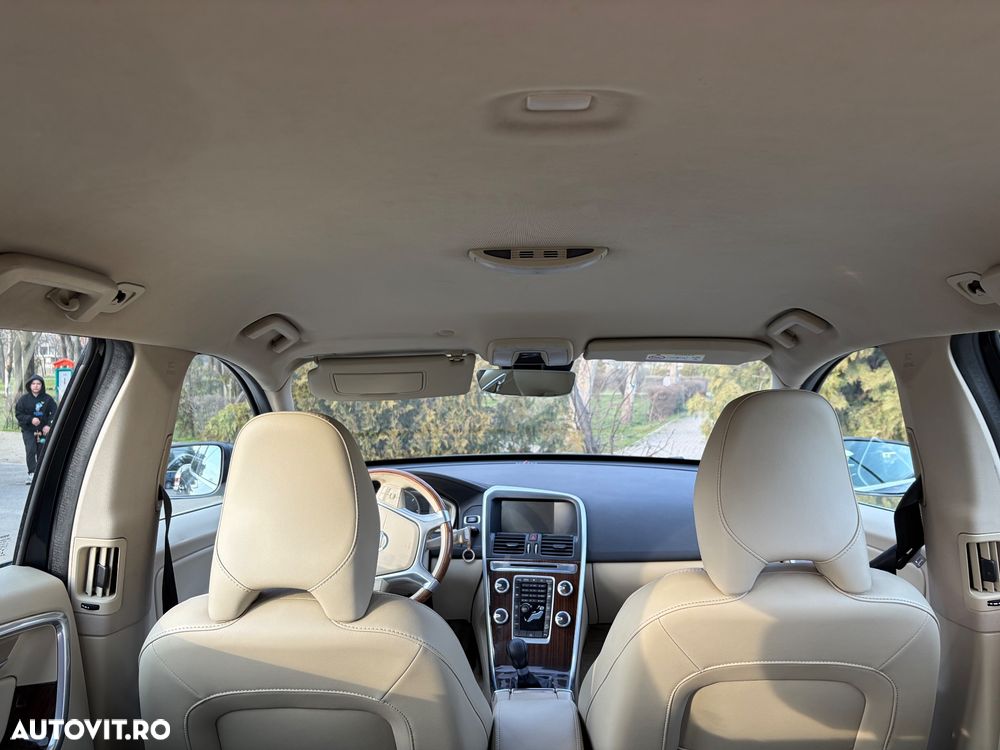 Volvo XC 60 D4AWD Start-Stop Summum - 11
