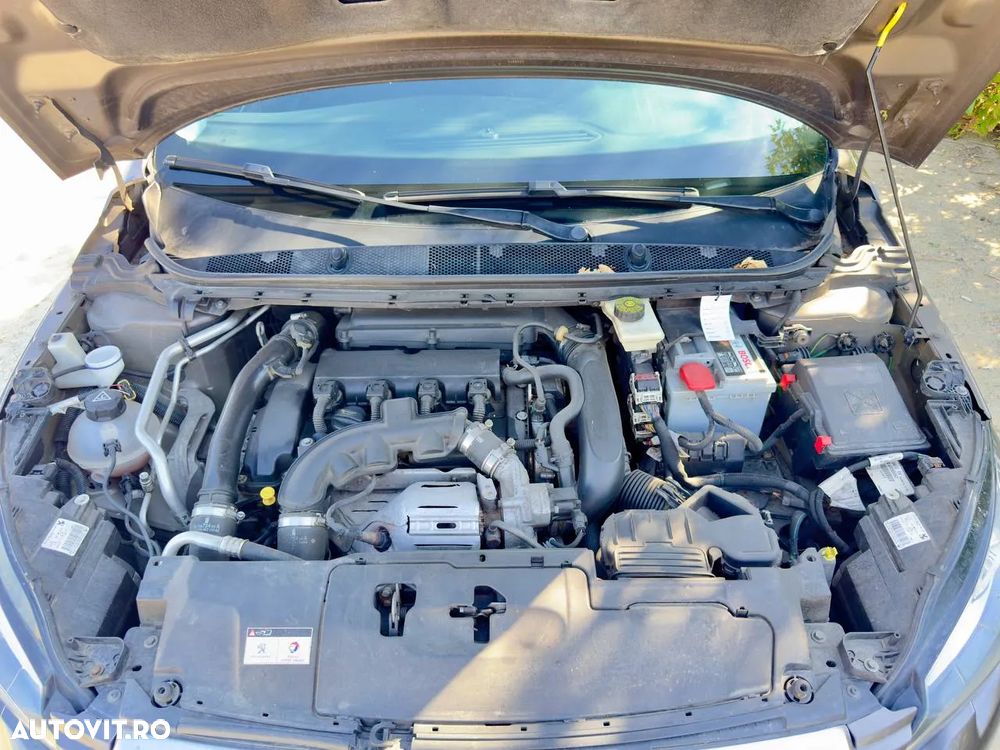 Peugeot 308 1.6 THP Access - 13