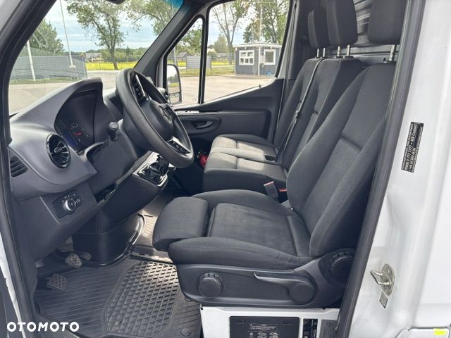 Mercedes-Benz SPRINTER - 5