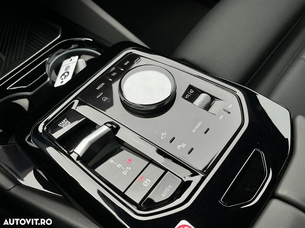 BMW Seria 5 520d Aut. - 22