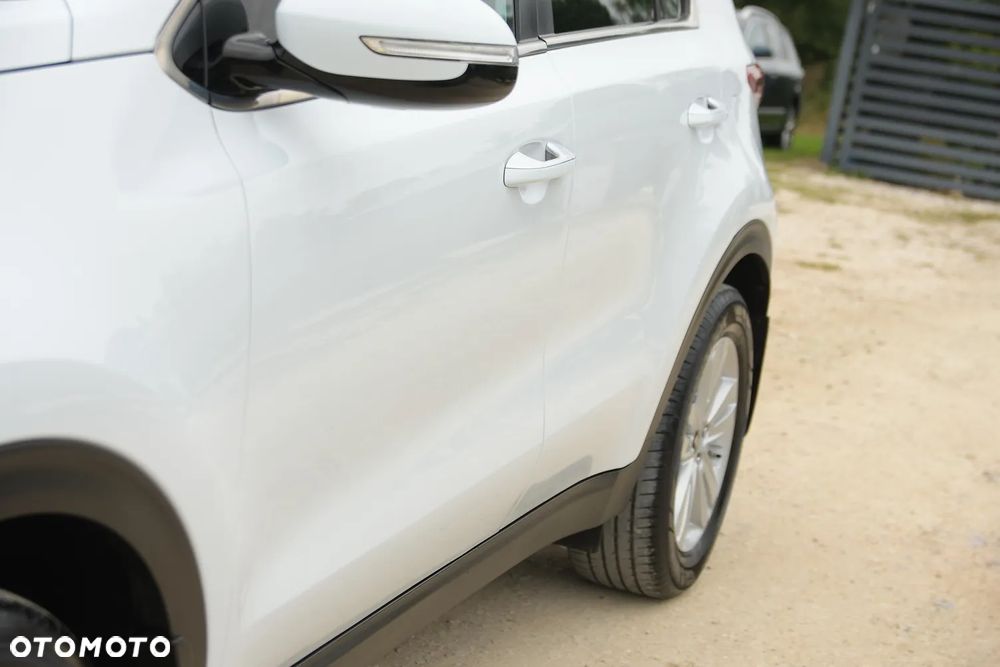 Kia Sportage 1.6 GDI 2WD Dream-Team Edition - 11