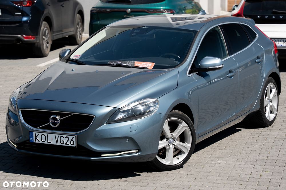 Volvo V40 T3 - 10