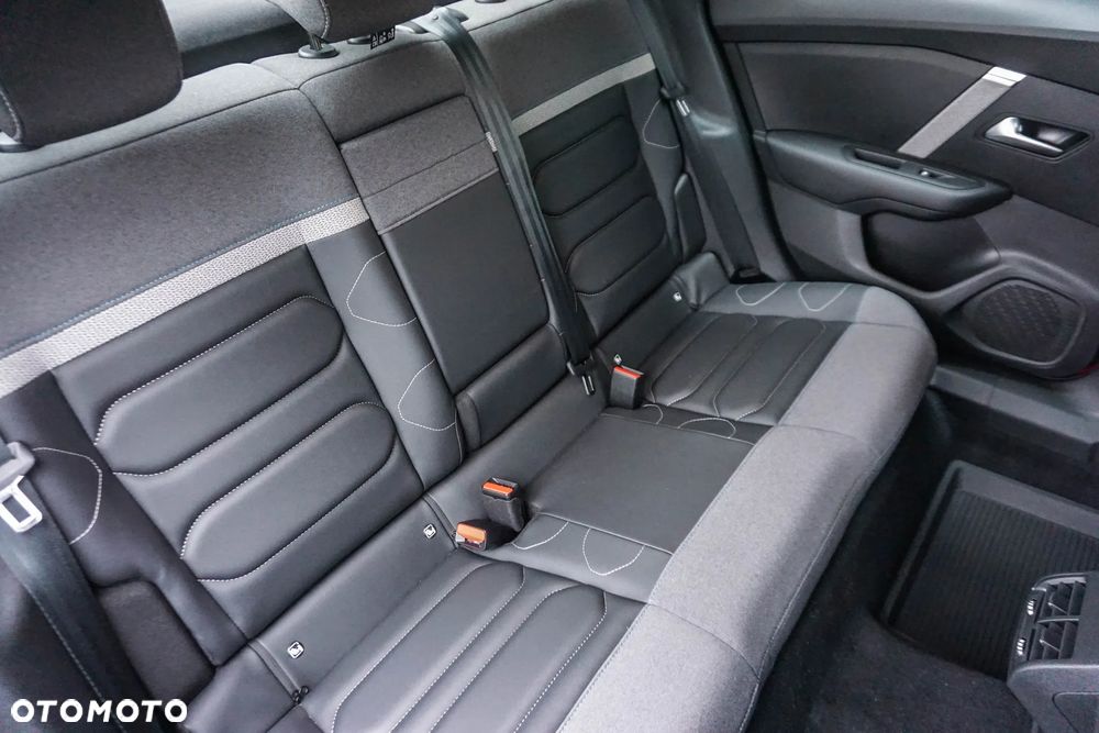 Citroën C4X 1.2 PureTech Plus S&S EAT8 - 33