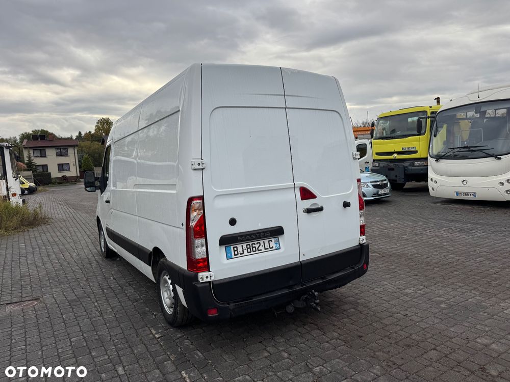 Renault Master 2011 r. L2H2 Blaszak klimatyzacja zabudowa warsztatowa - 9
