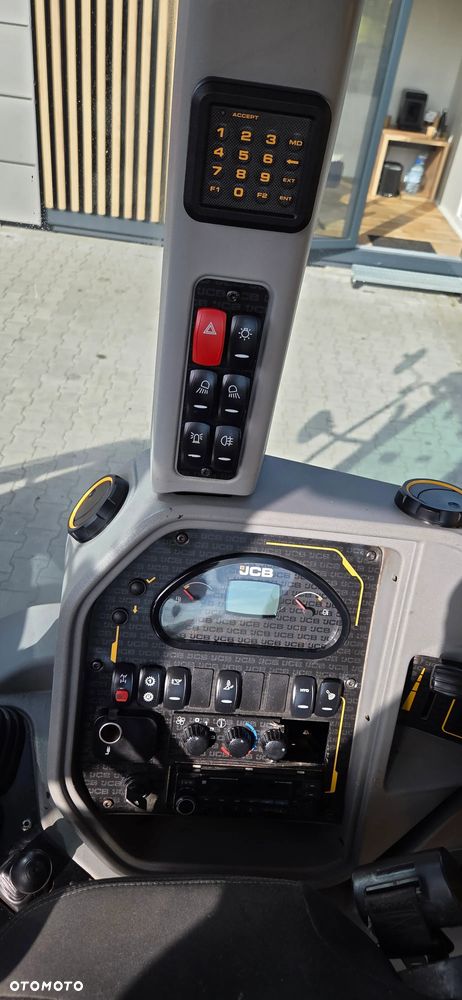 JCB <<JCB 3CX Compact, 2017r, przebieg 3100 Mtg, szybkozłącze przód i tył, teleskop, bez DPF i ad blue>> - 12