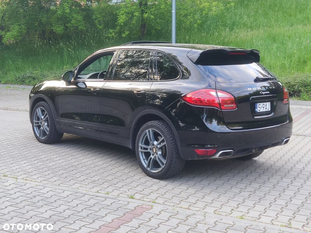 Porsche Cayenne Tiptronic S - 12