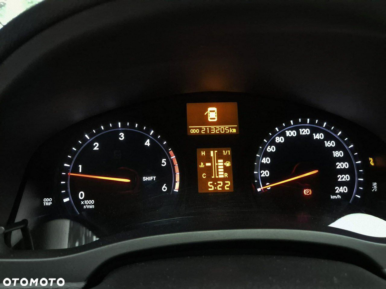 Toyota Avensis - 14