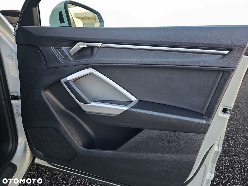 Audi Q3 Sportback - 20