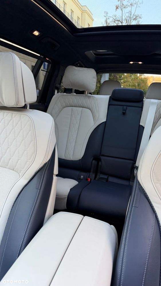 BMW X7 M50i sport - 24