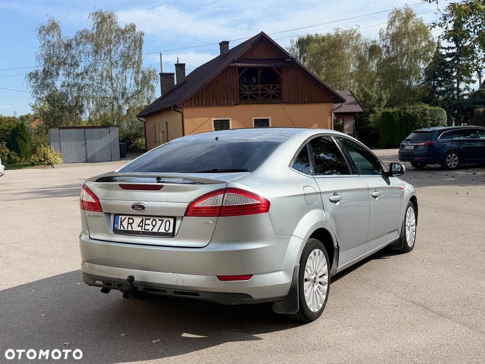 Ford Mondeo - 4