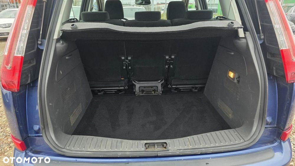 Ford C-MAX - 19