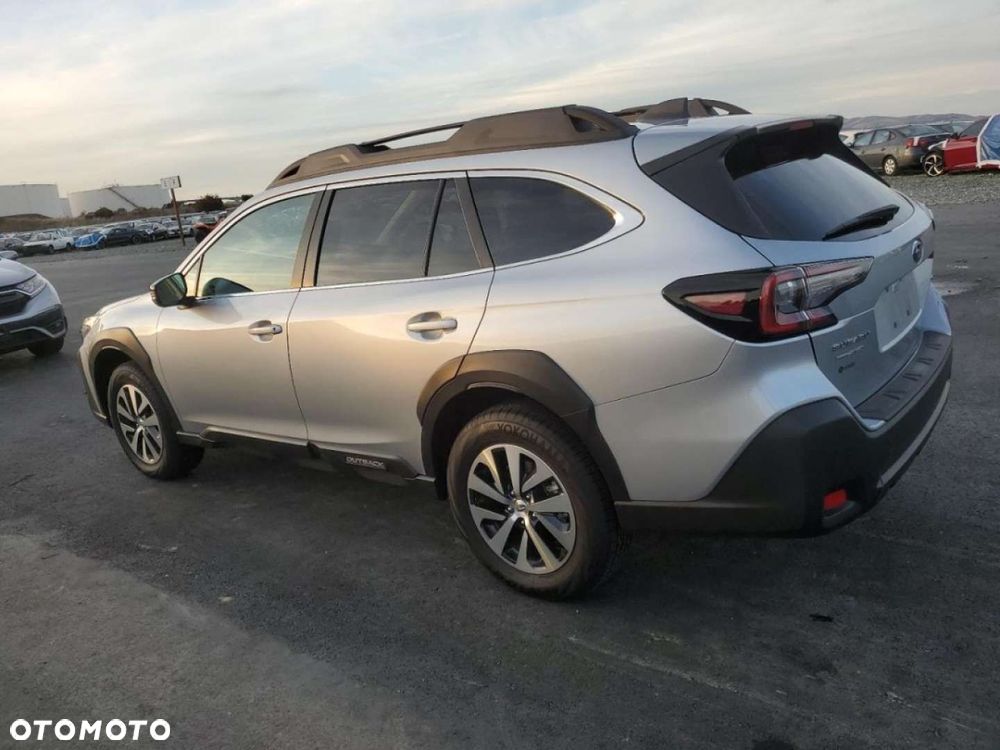 Subaru Outback - 3