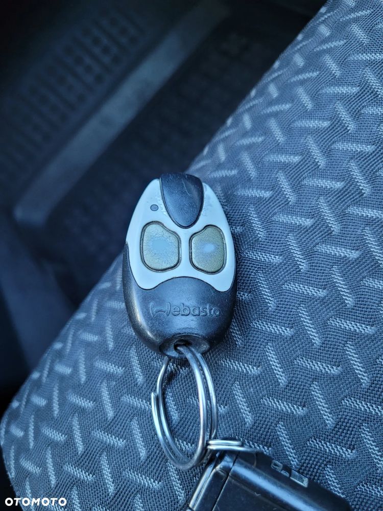 Toyota Corolla Verso 1.8 Sol 7os - 17