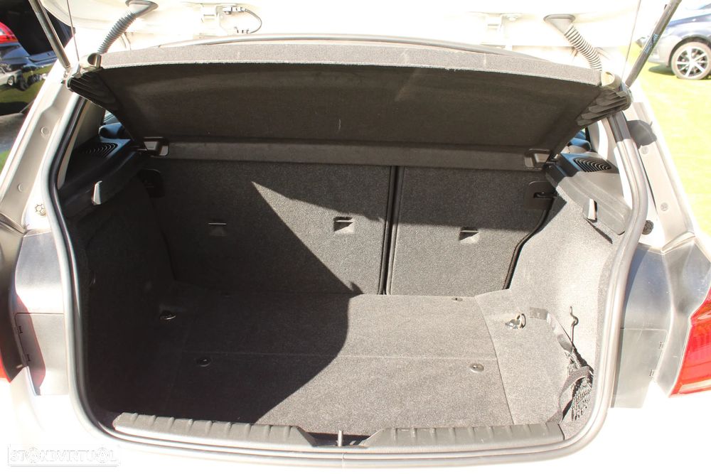 BMW X1 16 d sDrive - 17