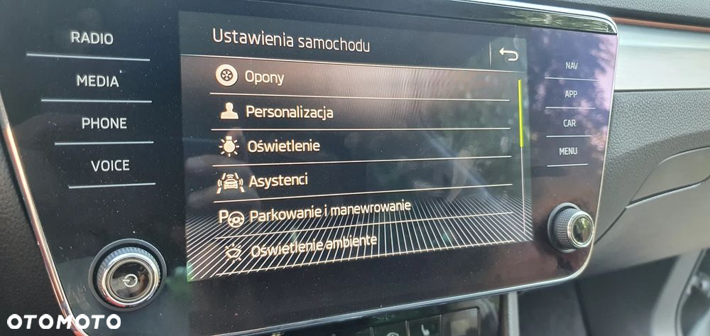 Skoda Superb 1.4 TSI ACT Style - 13