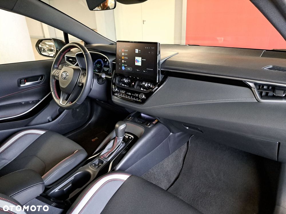 Toyota Corolla 2.0 Hybrid GR Sport - 17