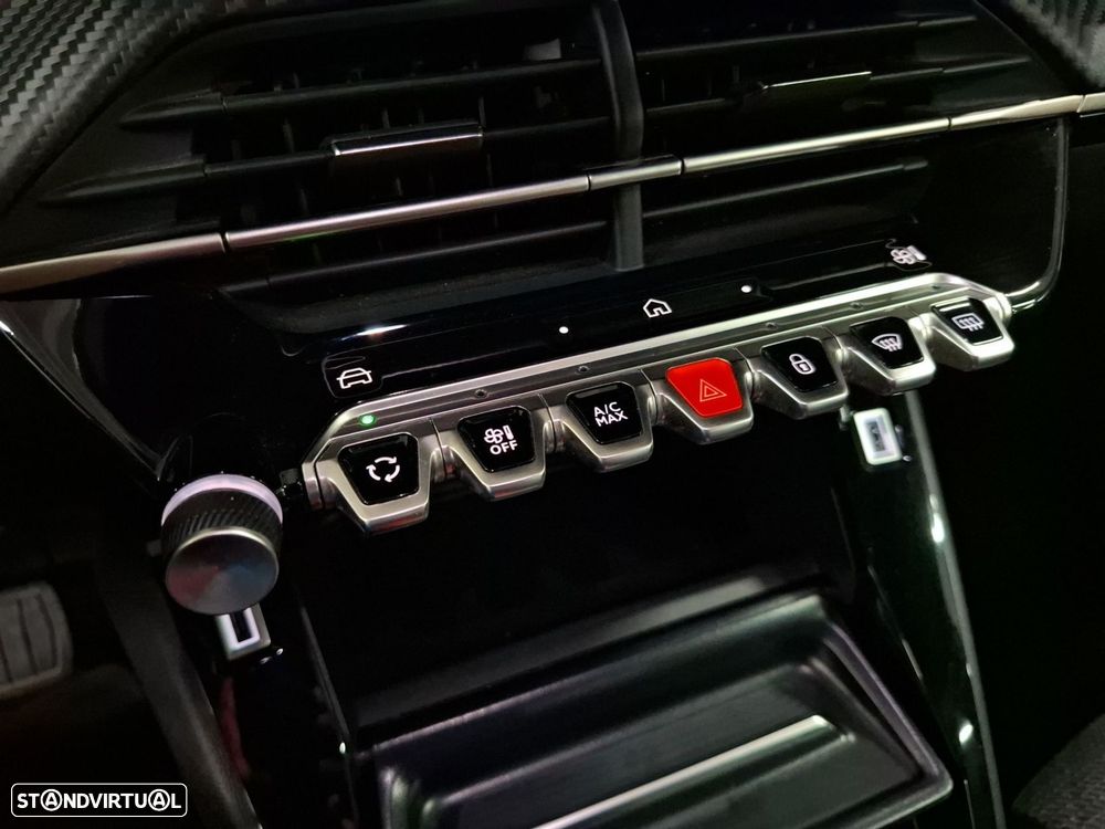 Peugeot 2008 1.2 Hybrid Allure e-DCS6 - 22