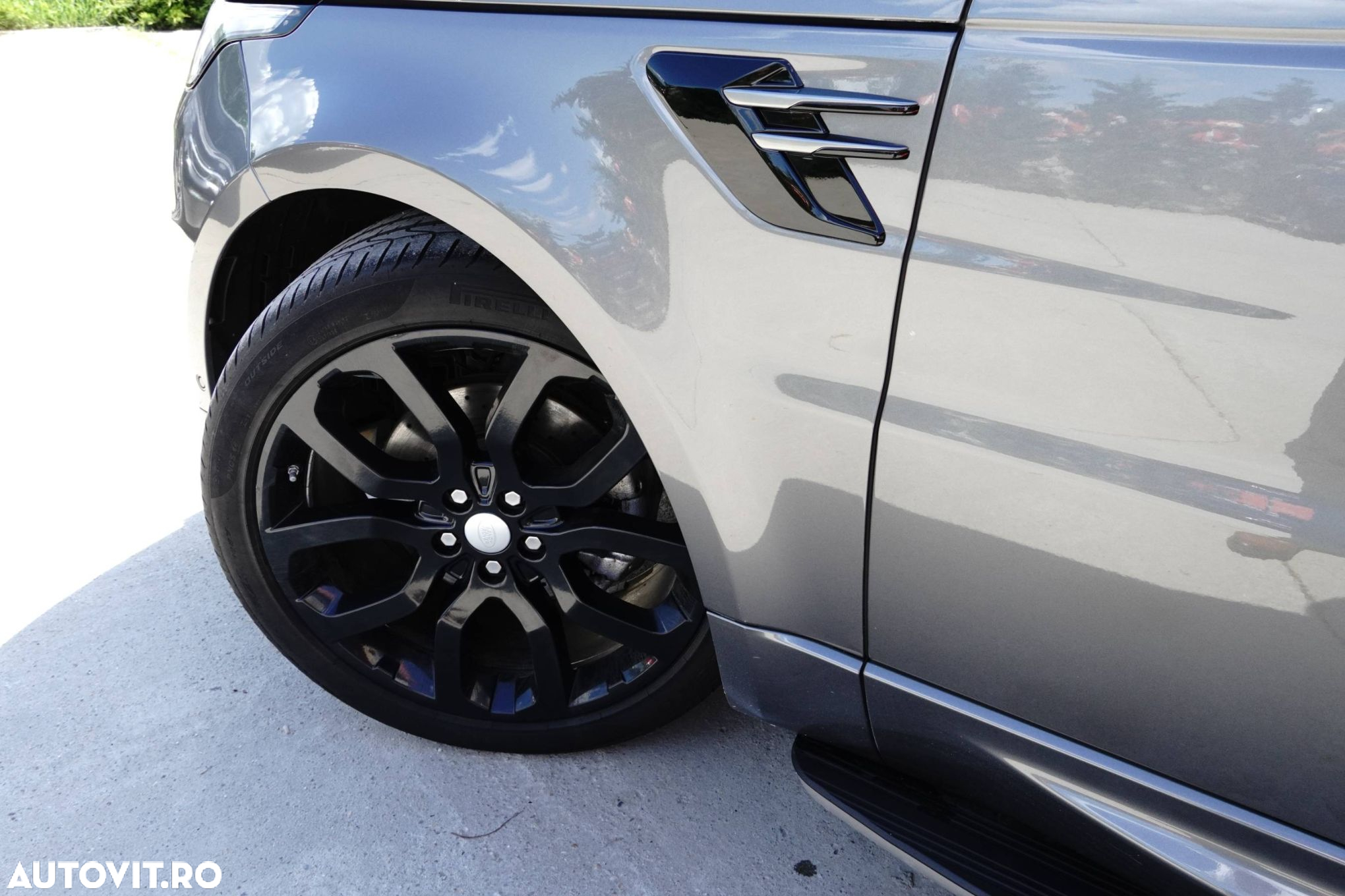 Land Rover Range Rover Sport - 16
