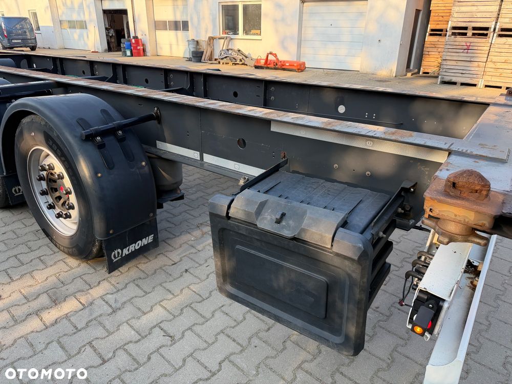 Krone SD 40"-45" / 4100 kg / lekka / sprowadzona / oś podnoszona / Podkontenerowa / pod kontenerowa - 5