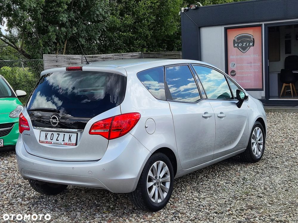 Opel Meriva 1.4 T Essentia - 9