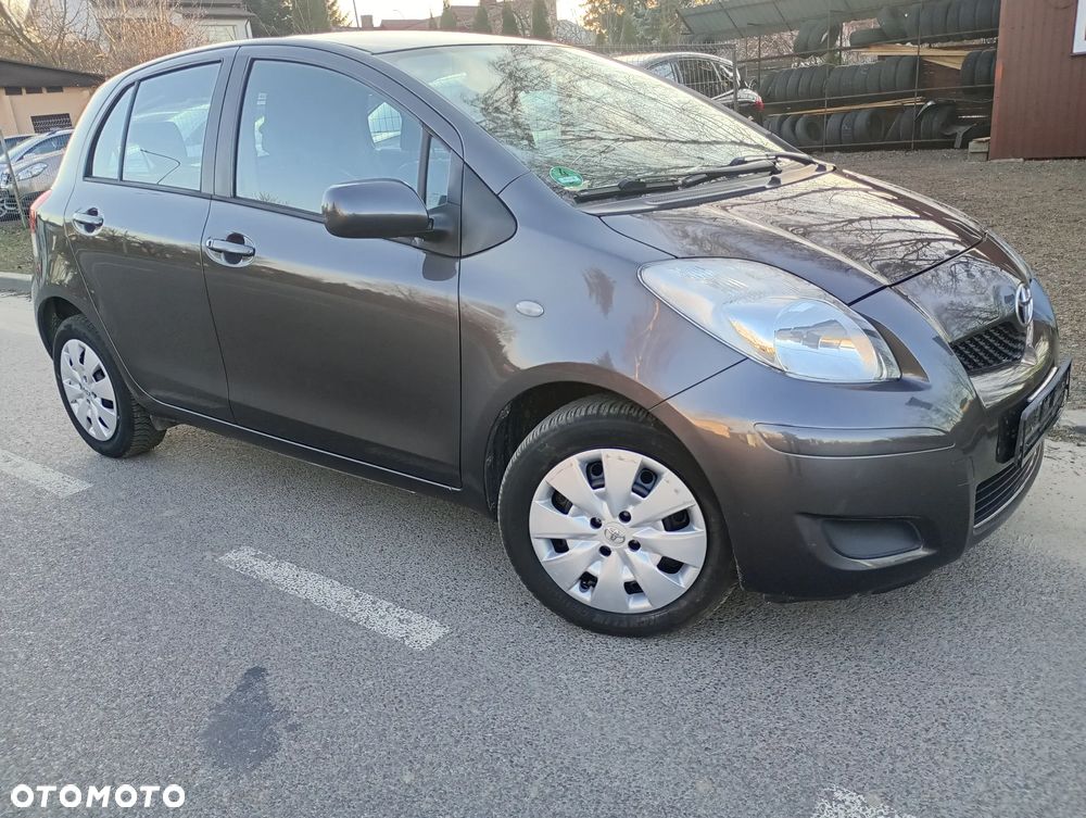 Toyota Yaris 1.33 Luna - 8