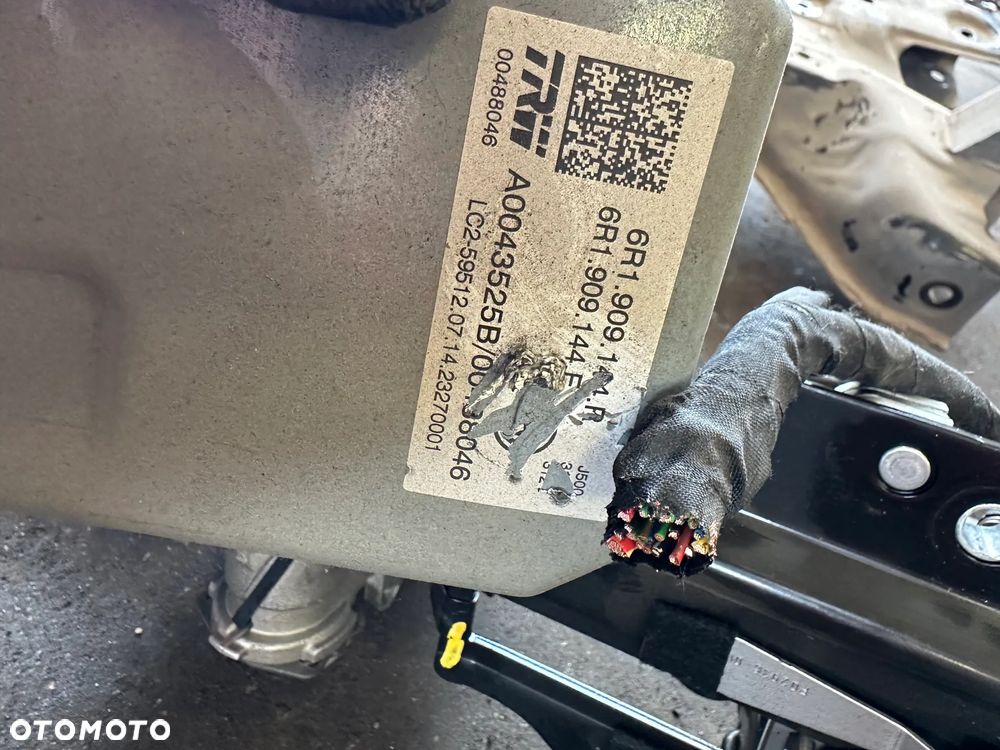 SKODA RAPID KOLUMNA KIEROWNICZA 6R1423510BG 6R1909114E - 3