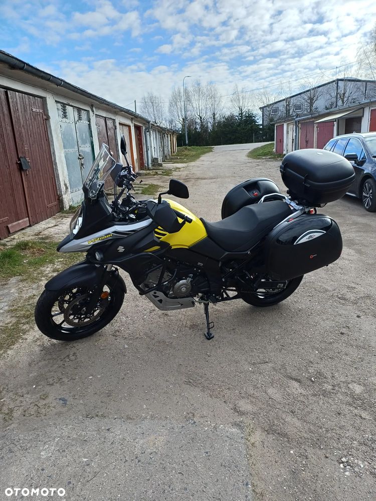 Suzuki V-STROM - 1