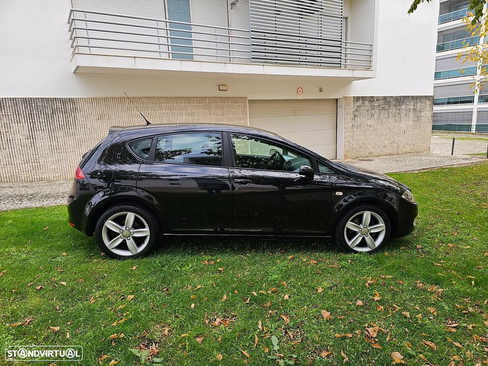 SEAT Leon 2.0 TDI Sport Up DSG - 4