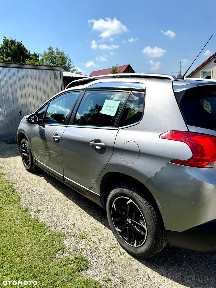 Peugeot 2008 - 5