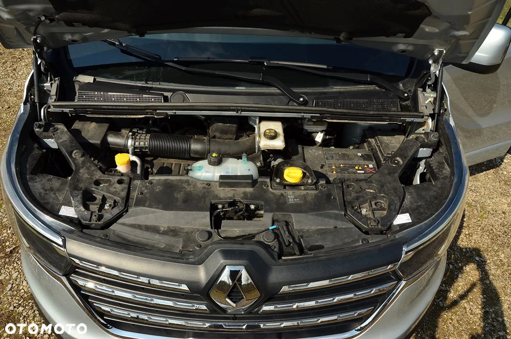 Renault Trafic 2.0 dCi EDC - 38