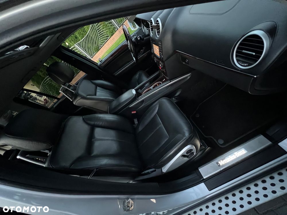 Mercedes-Benz GL 500 4Matic 7G-TRONIC - 16