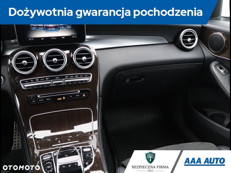 Mercedes-Benz GLC - 9