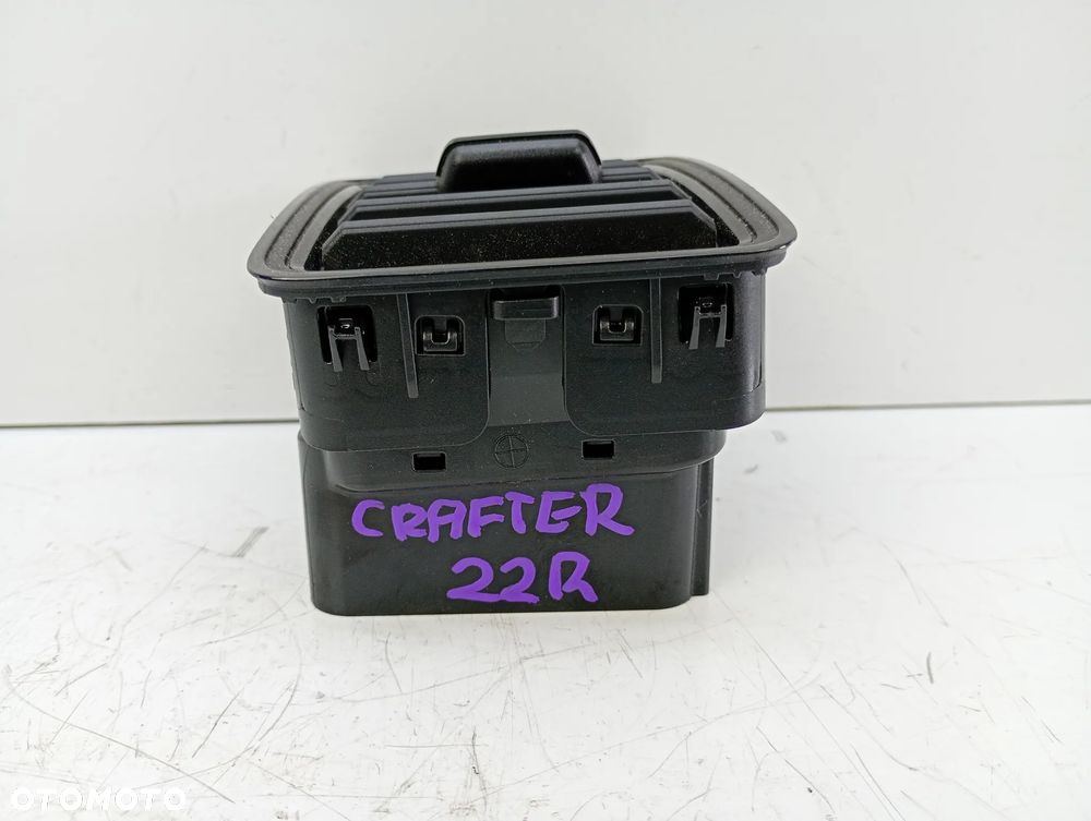 kratka nawiewu vw crafter 2022r 7C0819704B - 4